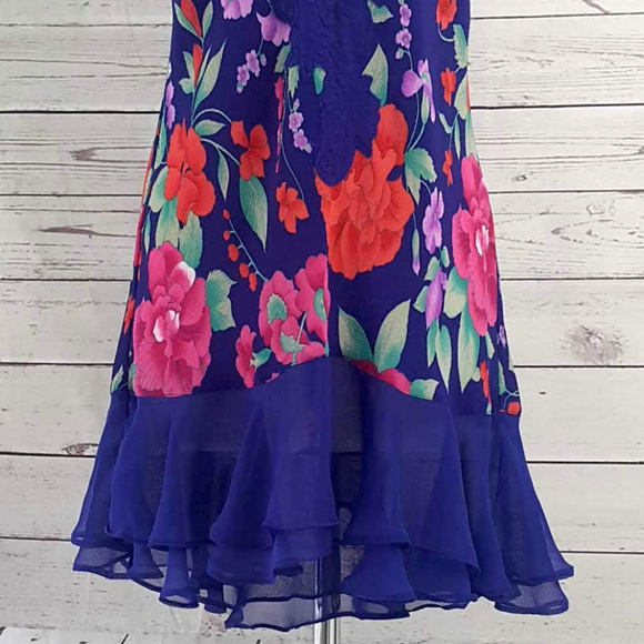 Victoria's Secret vintage blue floral nightgown - Picture 3 of 5